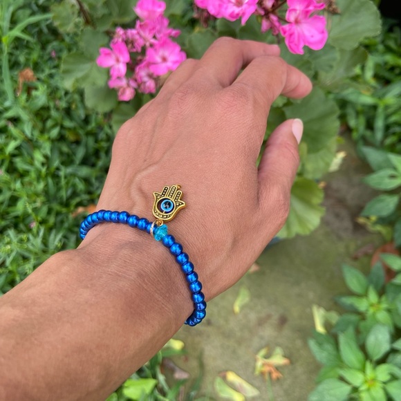 🪬Hamsa Evil Eye Glass Bead Stretch Stackable Bracelet🪬 - Picture 2 of 4